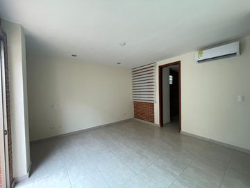 Casa Multifamiliar en Venta, Villa Campestre