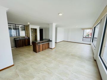 Venta Departamento Remodelado 179 m² en Quito Av Eloy Alfaro
