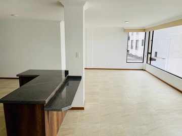 Venta Departamento Remodelado 179 m² en Quito Av Eloy Alfaro