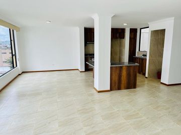 Venta Departamento Remodelado 179 m² en Quito Av Eloy Alfaro