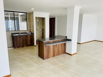 Venta Departamento Remodelado 179 m² en Quito Av Eloy Alfaro
