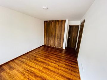 Venta Departamento Remodelado 179 m² en Quito Av Eloy Alfaro