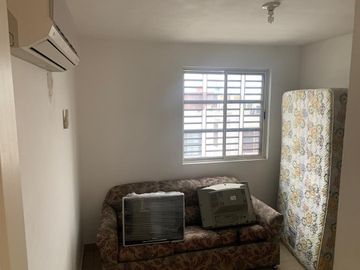 Casa VENTA LAS LOMAS (Sector Bosques) Monterrey - Garcia cerca AVENIDAS y de TODO Zona Tranquila y Segura MUY BUEN ESTADO