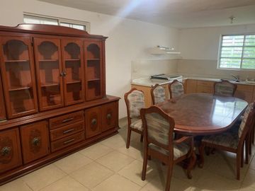 Casa VENTA LAS LOMAS (Sector Bosques) Monterrey - Garcia cerca AVENIDAS y de TODO Zona Tranquila y Segura MUY BUEN ESTADO