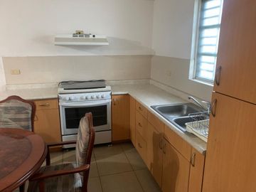 Casa VENTA LAS LOMAS (Sector Bosques) Monterrey - Garcia cerca AVENIDAS y de TODO Zona Tranquila y Segura MUY BUEN ESTADO