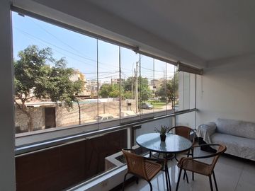 MODERNO DEPARTAMENTO DE 01 DORMITORIO Y 02 BAÑOS VISTA EXTERIOR