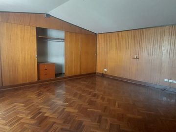 VENDO EXCELENTE CASA MULTIPLES AMBIENTES EN SELVA ALEGRA AMPLIA FRENTERA
