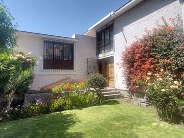 VENDO EXCELENTE CASA MULTIPLES AMBIENTES EN SELVA ALEGRA AMPLIA FRENTERA