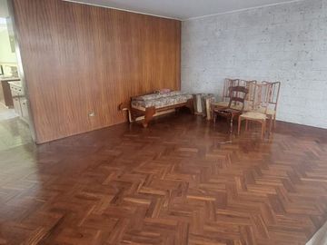 VENDO EXCELENTE CASA MULTIPLES AMBIENTES EN SELVA ALEGRA AMPLIA FRENTERA