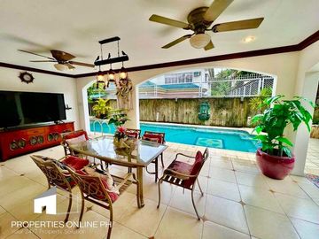 Elegant 2-Level Residence with Elevator and Pool in Valle Verde 5, Pasig City