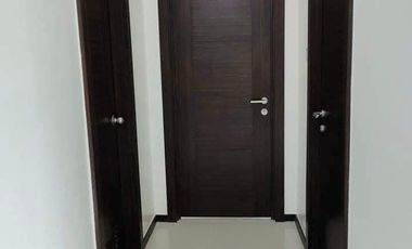 LEASE TO OWN PROMO IN 10years 1BR Fully Furnished Unit The Trion Towers BGC beside Sm Aura