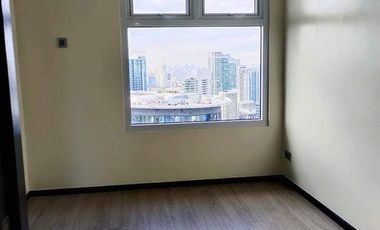 LEASE TO OWN PROMO IN 10years 1BR Fully Furnished Unit The Trion Towers BGC beside Sm Aura