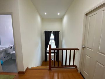 2-storey detached house for sale, corner house, area 144 sq m., Ratchaphruek Village. Ramkhamhaeng -Suwinthawong