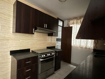 LINDO DEPARTAMENTO EN VENTA – URB. MIRAFLORES - CASTILLA - PIURA