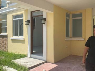 3 Bedroom House for Sale in Minglanilla