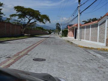Venta Terreno Tumbaco Dentro de Urbanización Privada Sector de Hilacryl