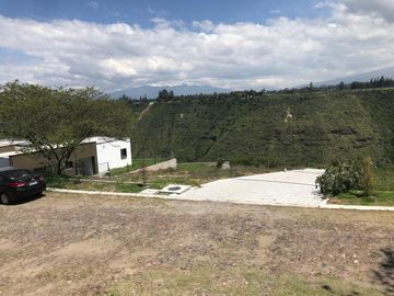 Venta Terreno Tumbaco Dentro de Urbanización Privada Sector de Hilacryl