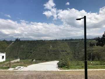 Venta Terreno Tumbaco Dentro de Urbanización Privada Sector de Hilacryl
