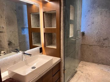 Se vende exclusivo departamento en Lomas Country Club en interlomas