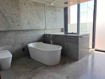 Se vende exclusivo departamento en Lomas Country Club en interlomas