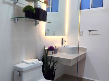 Venta de casa, diseño exclusivo a unos minutos de la playa
