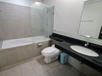 2 Bedroom Unit For Sale at The Residences at Greenbelt, San Lorenzo Tower, TRAG Makati