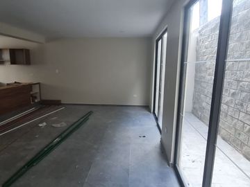 CASA EN VENTA EN ZAVALETA Y RECTA A CHOLULA