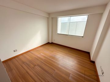 EXCLUSIVO TRIPLEX TIPO PENTHOUSE EN VENTA EN CORPAC SAN ISIDRO