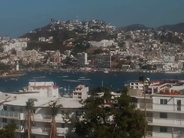 ACAPULCO NAUTICO.  OPORTUNIDAD. VENDO BONITO Y CONFORTABLE DEPARTAMENTO EN CONDOMINIO DE LUJO