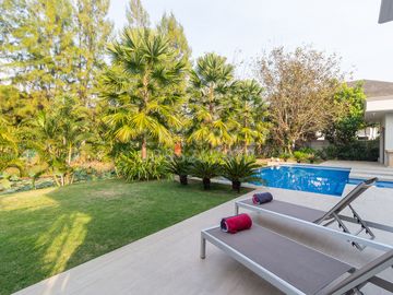Boca Raton Inspired Luxury Villa for SALE in Affluent Neighborhood Saraphi