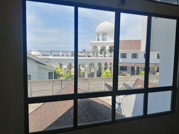 Super Low Price Beachfront House Fully Furnished
