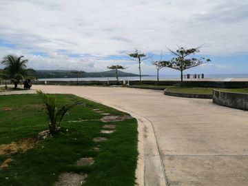 Super Low Price Beachfront House Fully Furnished