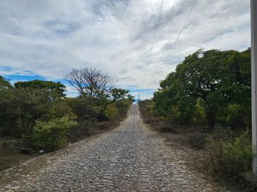 Terreno en Venta en Lomas del Country de Chapala, San Nicolas de Ibarra, Chapala, Jalisco