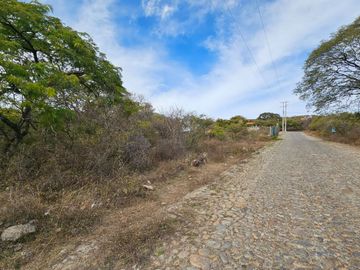 Terreno en Venta en Lomas del Country de Chapala, San Nicolas de Ibarra, Chapala, Jalisco