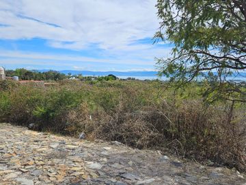 Terreno en Venta en Lomas del Country de Chapala, San Nicolas de Ibarra, Chapala, Jalisco