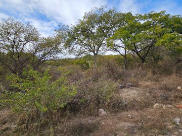 Terreno en Venta en Lomas del Country de Chapala, San Nicolas de Ibarra, Chapala, Jalisco