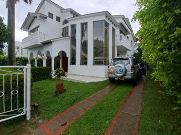 VENTA CASA MELGAR CONDOMINIO HACIENDA LA ESTANCIA