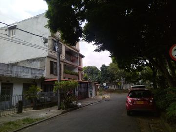 venta excelentre edificio con renta - primero de mayo - sur central