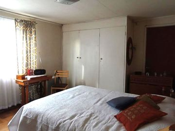 AVENIDA ERRAZURIZ, CASA, DEPTO Y DOS CABAÑAS $ 286.000.000.