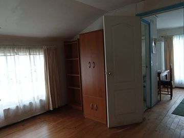 AVENIDA ERRAZURIZ, CASA, DEPTO Y DOS CABAÑAS $ 286.000.000.