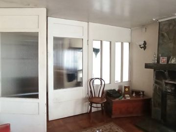 AVENIDA ERRAZURIZ, CASA, DEPTO Y DOS CABAÑAS $ 286.000.000.