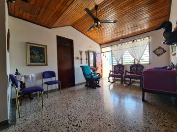 SE VENDE CASA, BARRIO VENECIA, SINCELEJO