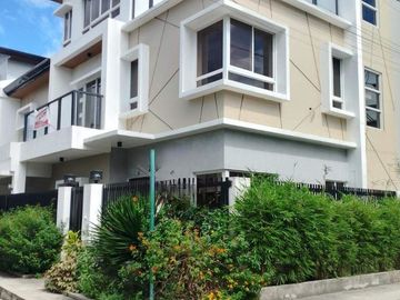 189sqm House and lot For sale (Ready For Occupancy) with 7 Bedrooms 2 Garage in Greenwoods Pasig City (PH2830)