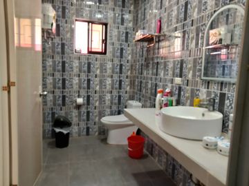 Well Maintained 4 Bedroom Furnished House For Sale