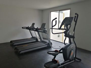 VENDO DEPARTAMENTO .  ZONA NORTE DE CUERNAVACA. 45 MIN. DE CDMX.    VIGILANCIA 24/7