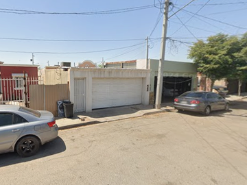 CASA EN TRUJILLO, VILLA RESIDENCIAL DEL PRADO, MEXICALI, BAJA CALIFORNIA. ¡CASA EN REMATE! -FQA