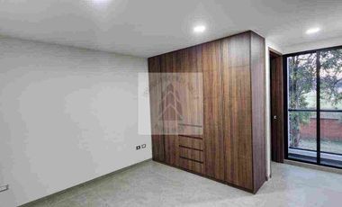 Casa Pre Venta en Lomas de Angelopolis Cluster Varsovia x Sonata  con amenidades frente área verde 4 recámaras cerca de sonata