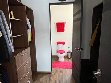 CASA EN VENTA EN ZONA ESMERALDA. FRACCIONAMIENTO RIBERA