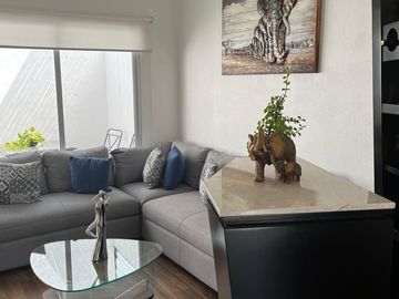 CASA EN VENTA EN ZONA ESMERALDA. FRACCIONAMIENTO RIBERA