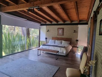 MAGNIFICA CASA EN VENTA, EN AVANDARO